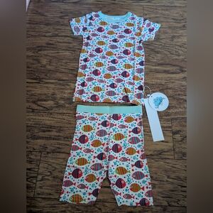 NWT Bamboo Vibrant Fish Print 2 Piece Short Pajama Set